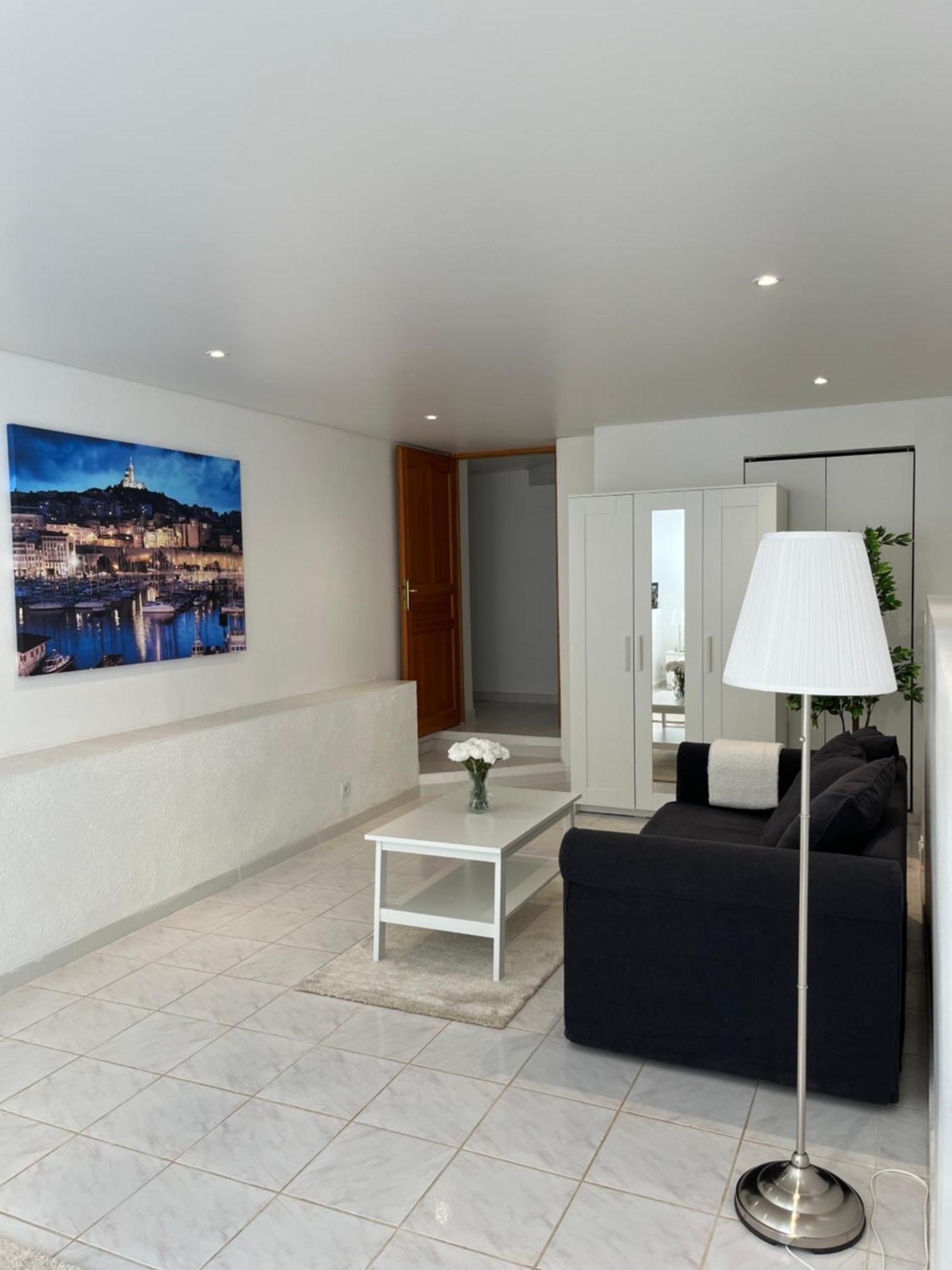 T3 Avec Jardin Et Piscine Privee Apartment Velaux Exterior photo